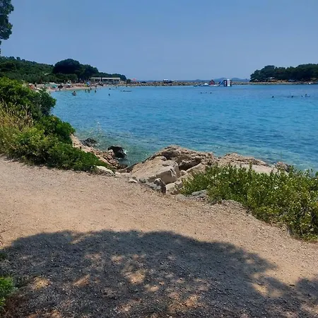 Villatea Μούρτερ