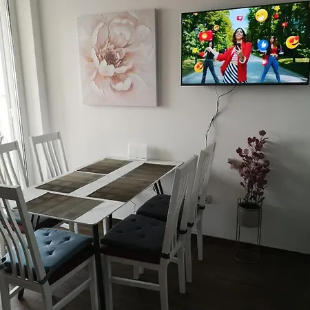 Δωμάτια σε οικογενειακή κατοικία Villatea Μούρτερ